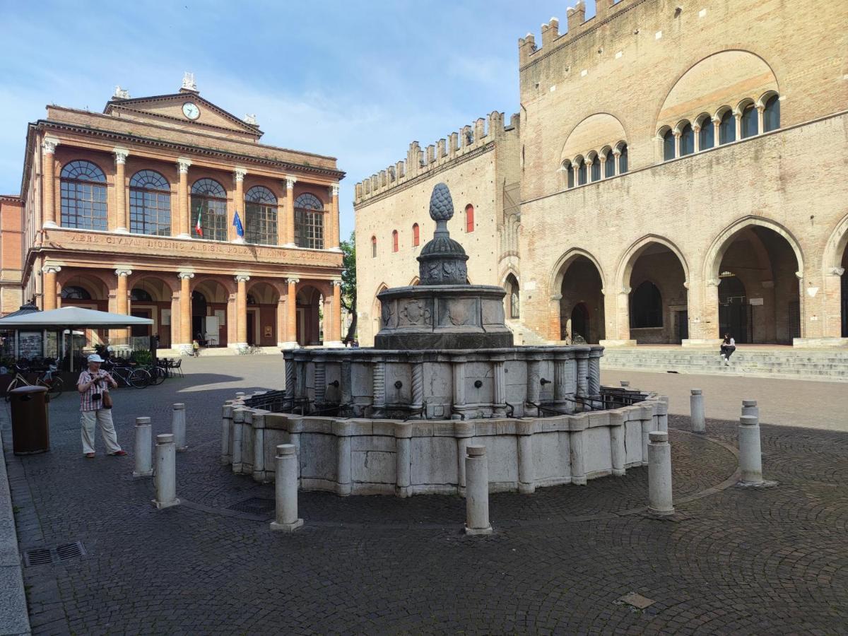 In Piazza Cavour Centro Storico Apartamento *